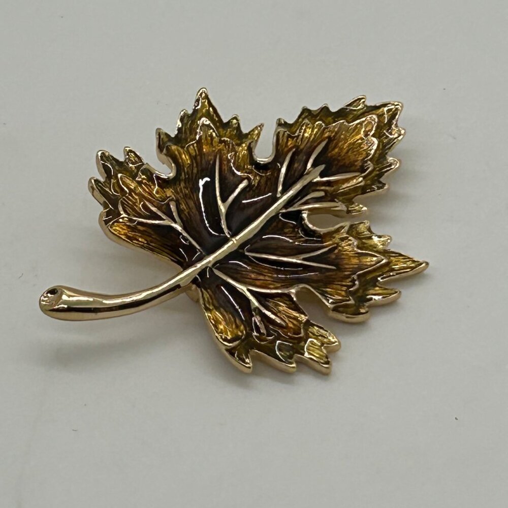 Napier Vintage Brooch Gold-Tone Maple Leaf Pin Costume Jewelry Elegant Design - Picture 5 of 12